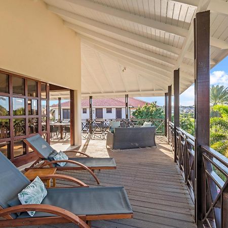 Blue Bay Villa'S Bagian luar foto