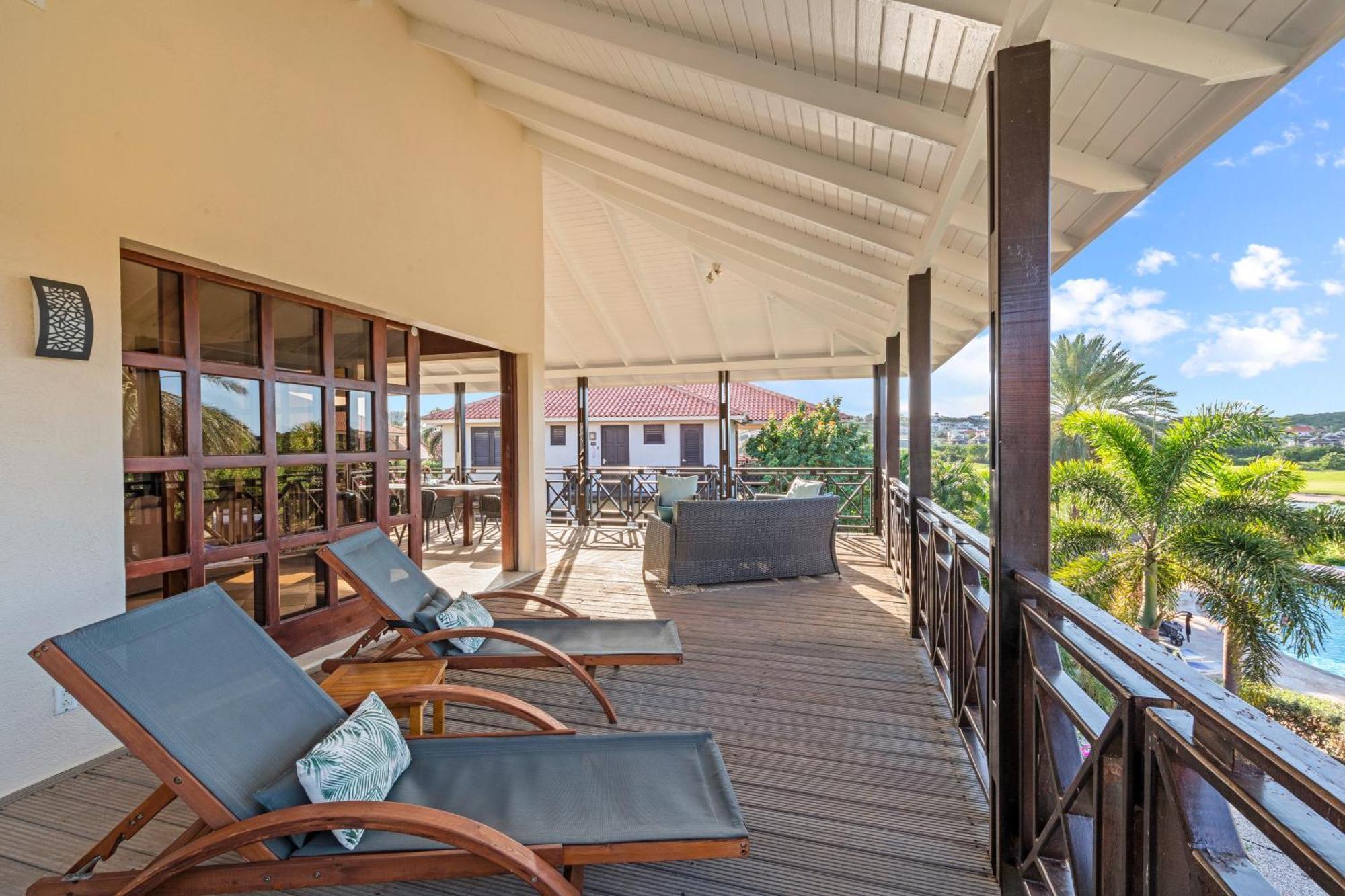 Blue Bay Villa'S Bagian luar foto