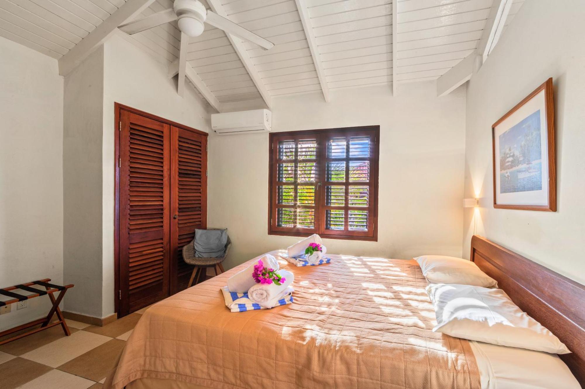 Blue Bay Villa'S Bagian luar foto