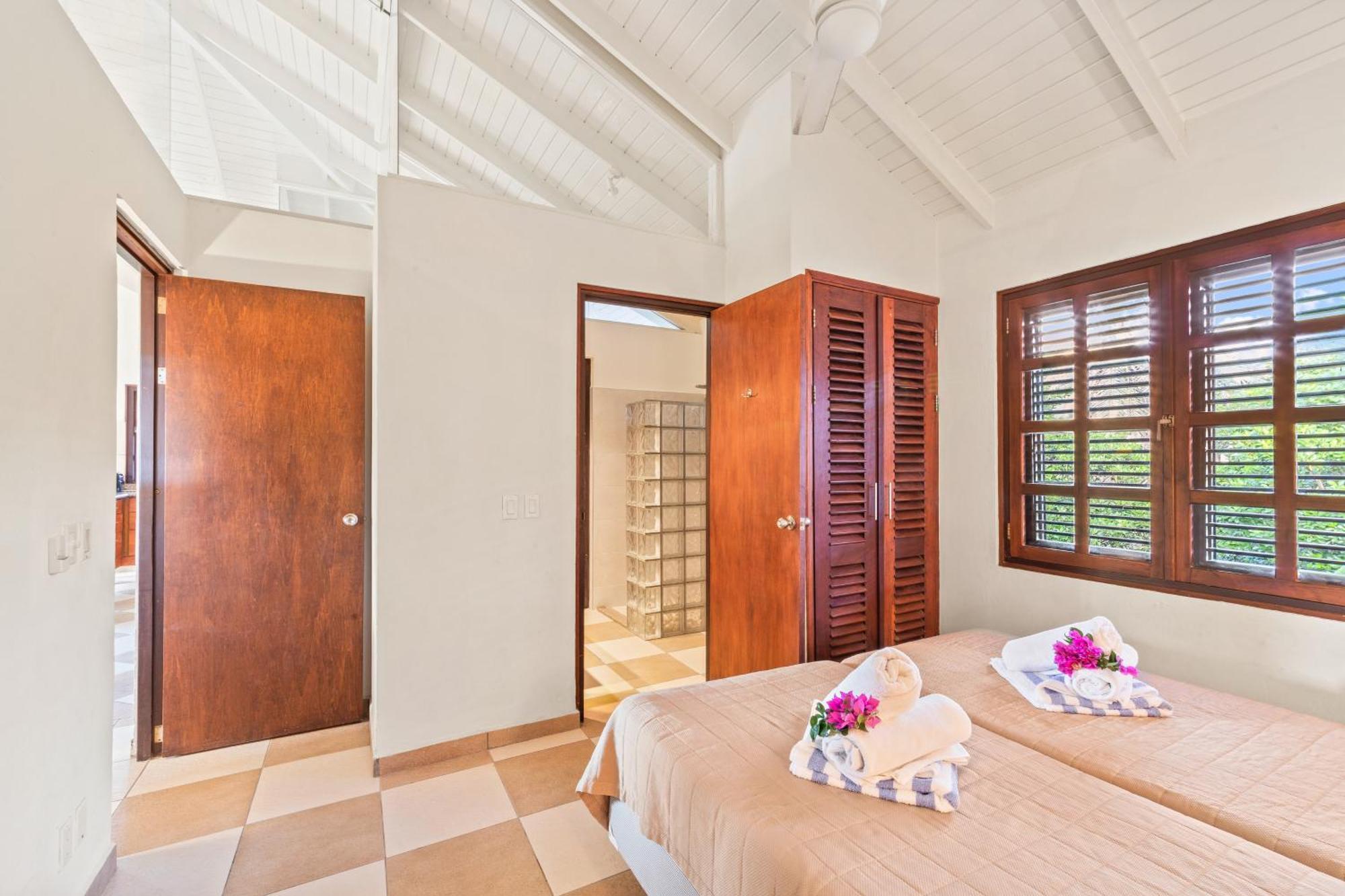 Blue Bay Villa'S Bagian luar foto