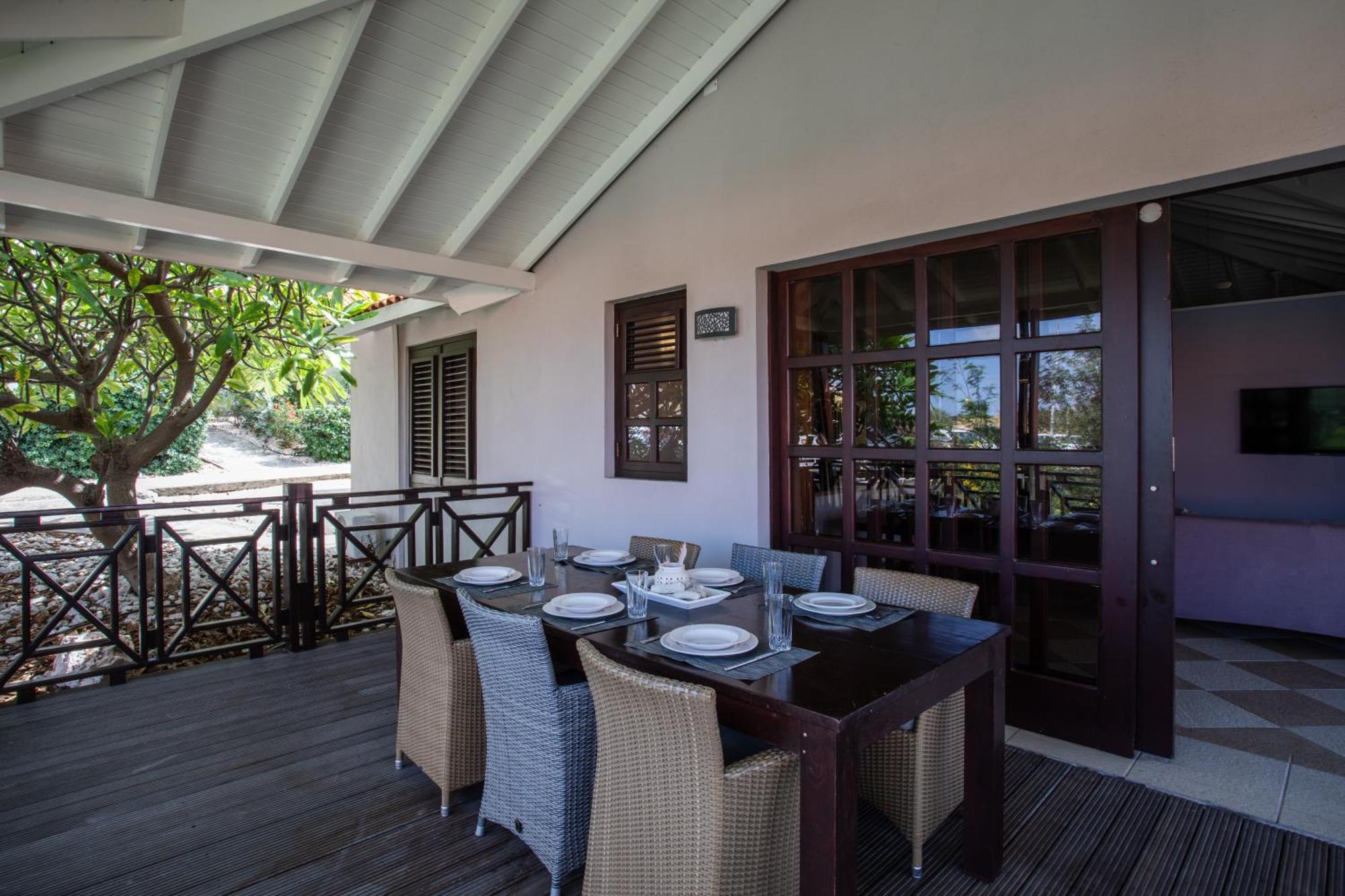 Blue Bay Villa'S Bagian luar foto