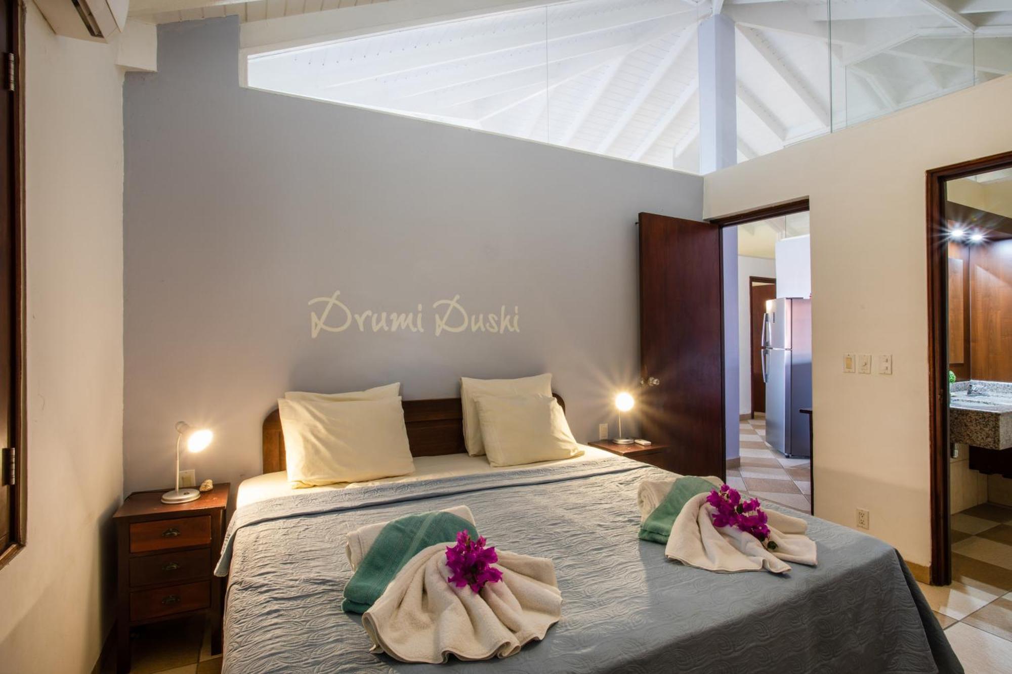 Blue Bay Villa'S Bagian luar foto