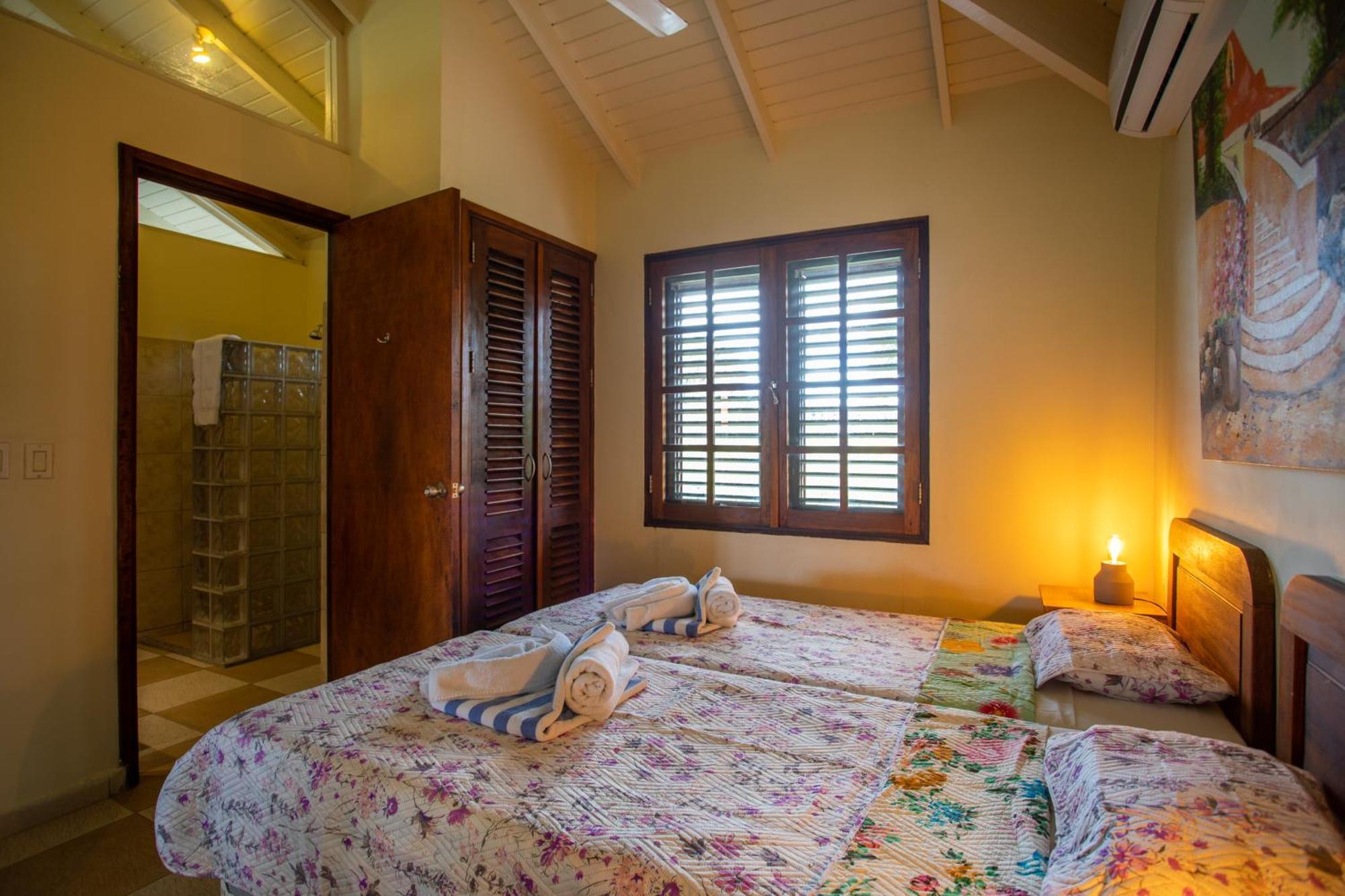 Blue Bay Villa'S Bagian luar foto