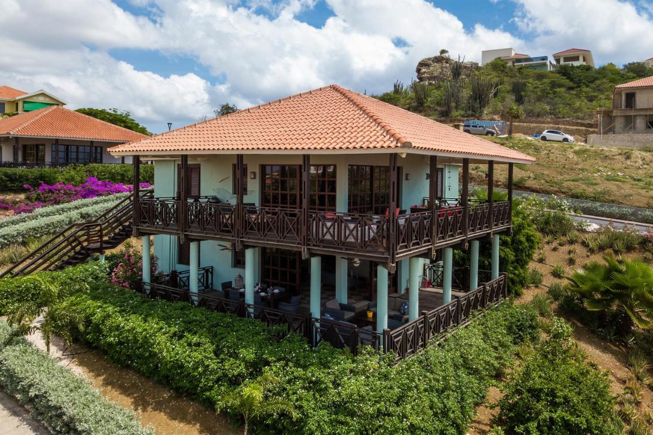 Blue Bay Villa'S Bagian luar foto